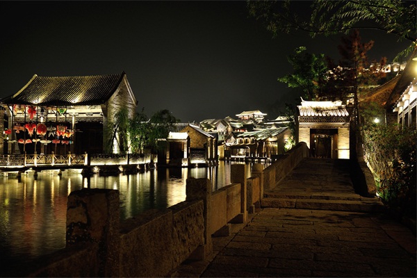 城市亮化工程對社會(huì)有什么價(jià)值