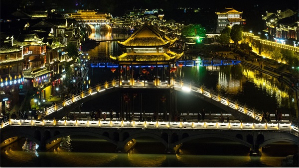 文旅夜游亮化如何才能得到游客的認可？