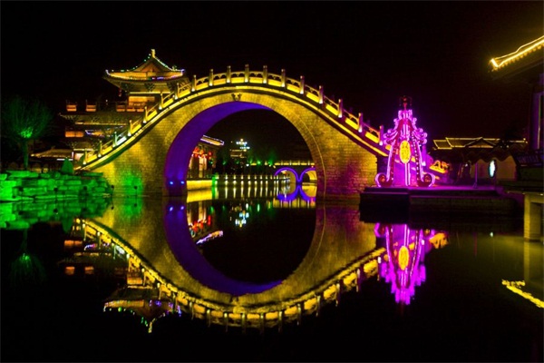 景區(qū)橋體亮化-達(dá)到美化夜景的目地