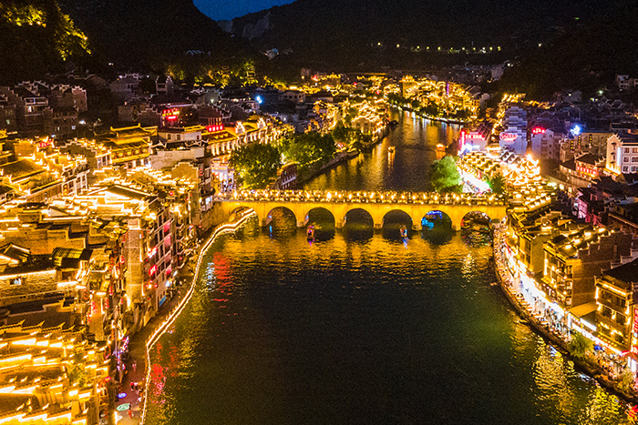 “ 文旅+燈光 ” 推動中國景區(qū)特色旅游發(fā)展！