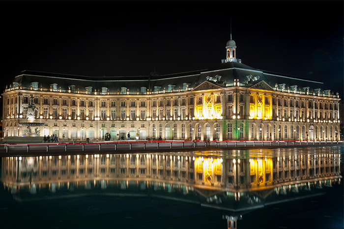 大樓外墻燈光應(yīng)該如何設(shè)計才能提升交付率？