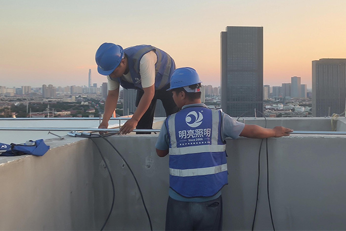 河南明亮照明工程有限公司亮化施工團隊