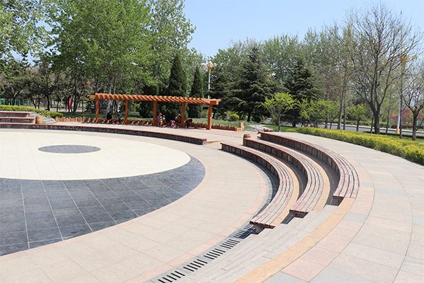 城市廣場(chǎng)