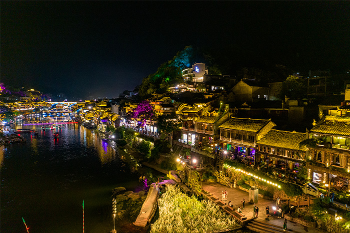 古鎮(zhèn)亮化設(shè)計(jì)