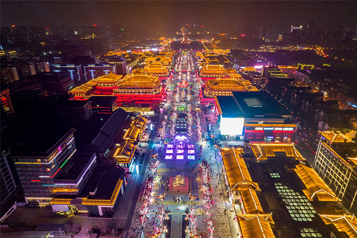 游客為啥不愿二刷？因?yàn)槟愕木皡^(qū)不做亮化晚上“一片黑”！