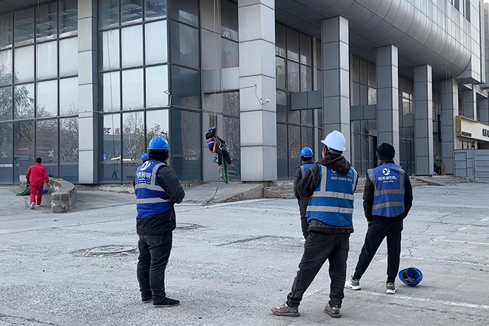 明亮照明集團(tuán)亮化工程施工現(xiàn)場