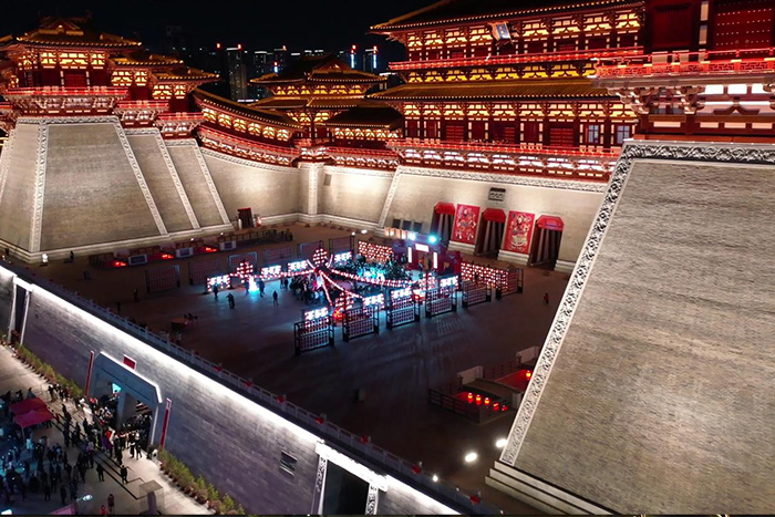 前瞻性亮化布局：動(dòng)態(tài)光影 + 智能交互，讓景區(qū)從 “路過(guò)” 變 “必打卡”