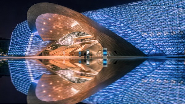 樓體亮化工程中如何挑選合適的燈具？