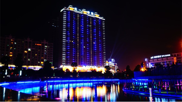 城市樓體亮化工程要達到設計規(guī)范標準