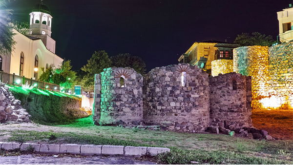 景觀亮化照明設計增加互動型燈光形式