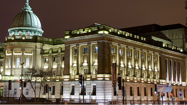 戶外照明設(shè)計(jì)方案如何判斷是否合格？