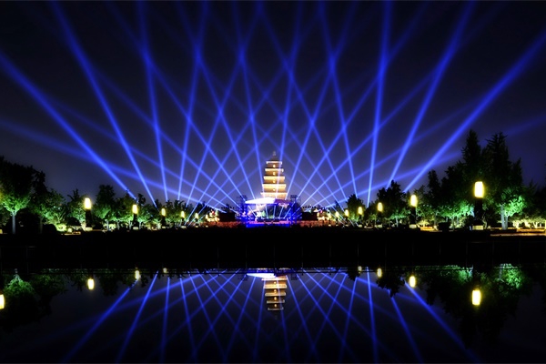 商業(yè)廣場亮化工程公司應(yīng)該如何選擇？