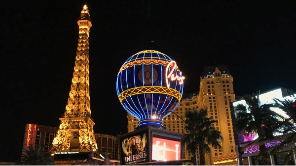 半導體照明產(chǎn)業(yè)的發(fā)展需要哪些因素？