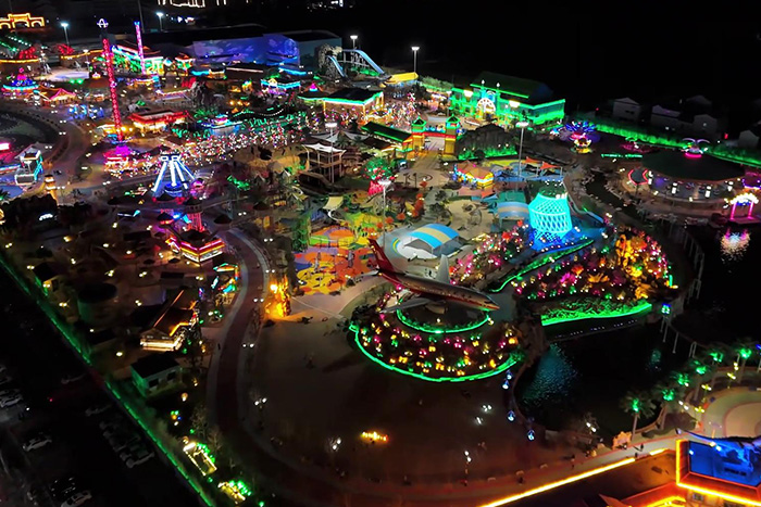 做游樂(lè)園亮化：讓園區(qū)更有氛圍感，提升口碑；不做：夜晚游客差評(píng)易增多