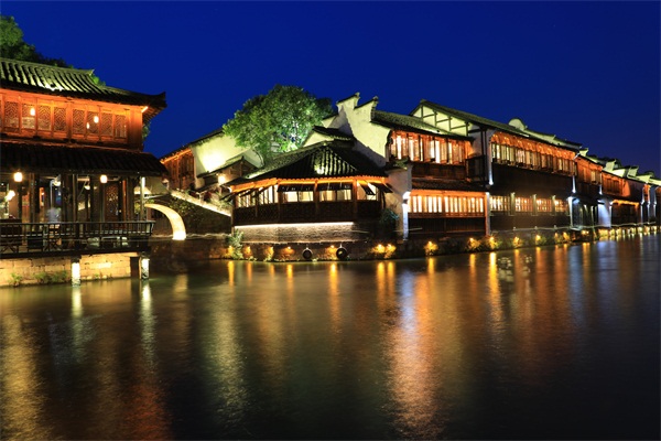 景觀亮化工程對(duì)城市建設(shè)的意義