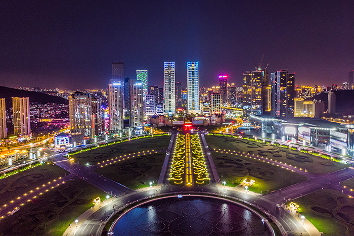 廣場(chǎng)亮化工程怎樣設(shè)計(jì)才能獲得市民的認(rèn)可？