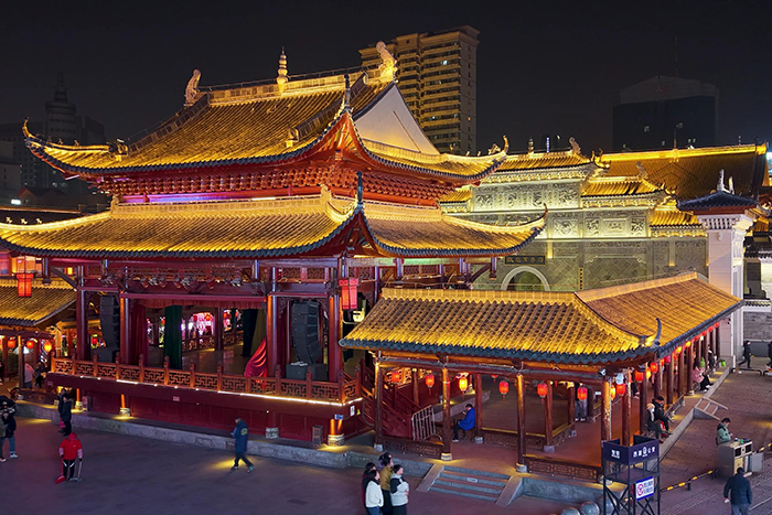 景區(qū)亮化工程公司哪家好？如何選擇靠譜的亮化公司？