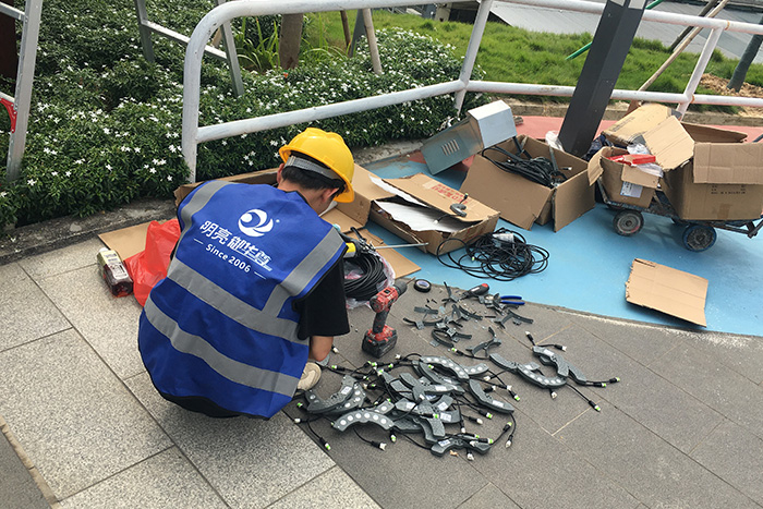 明亮照明集團(tuán)香港亮化項(xiàng)目施工現(xiàn)場(chǎng)