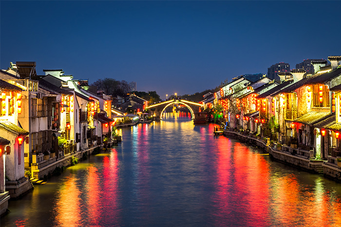 一站式亮化服務(wù)，讓你的景區(qū)瞬間變身網(wǎng)紅打卡地！