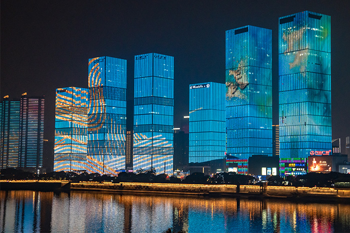 樓體亮化工程應(yīng)該怎么做？要注意哪些？